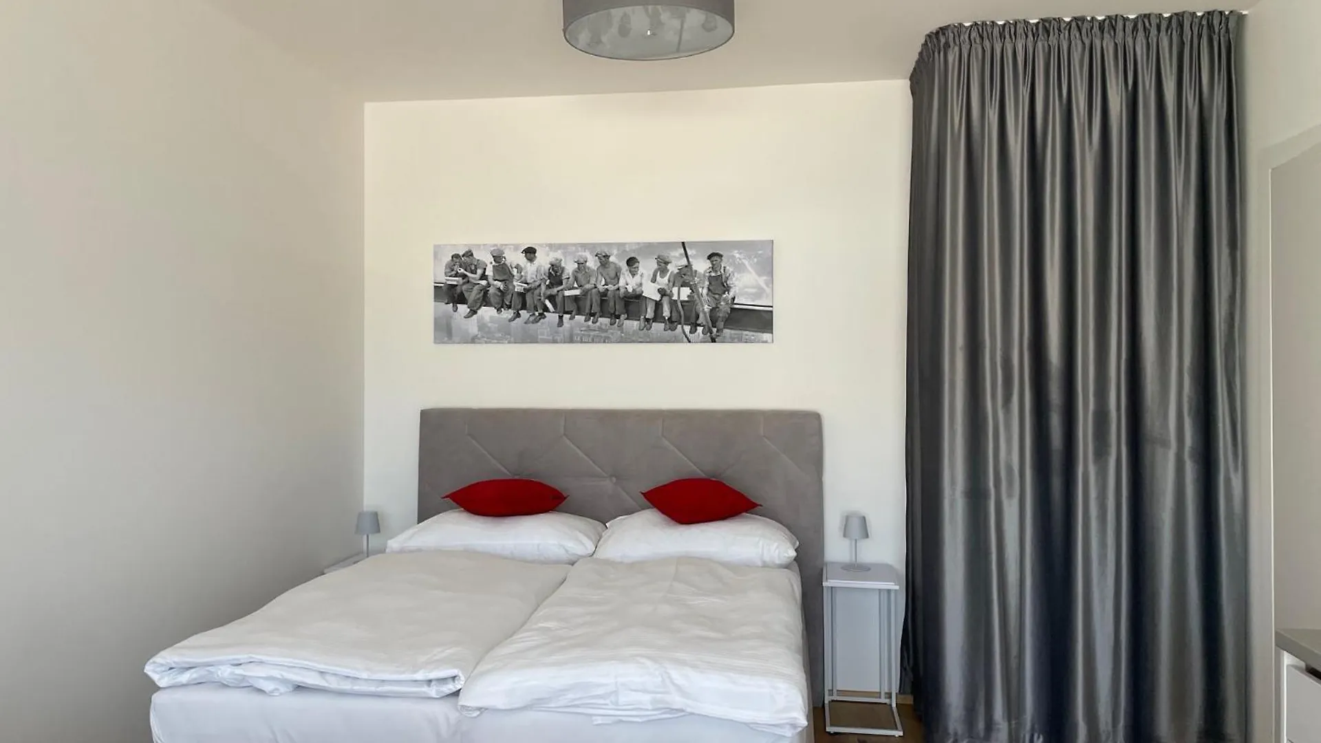 H52 Apartments Brno 0*,  Česká republika